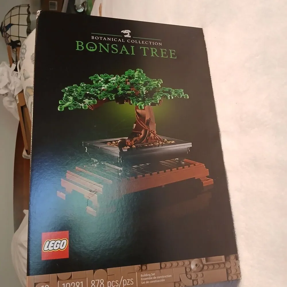 LEGO Botanicals Bonsai Tree Building Set 10281 Pink or Green Leaves 878 pcs